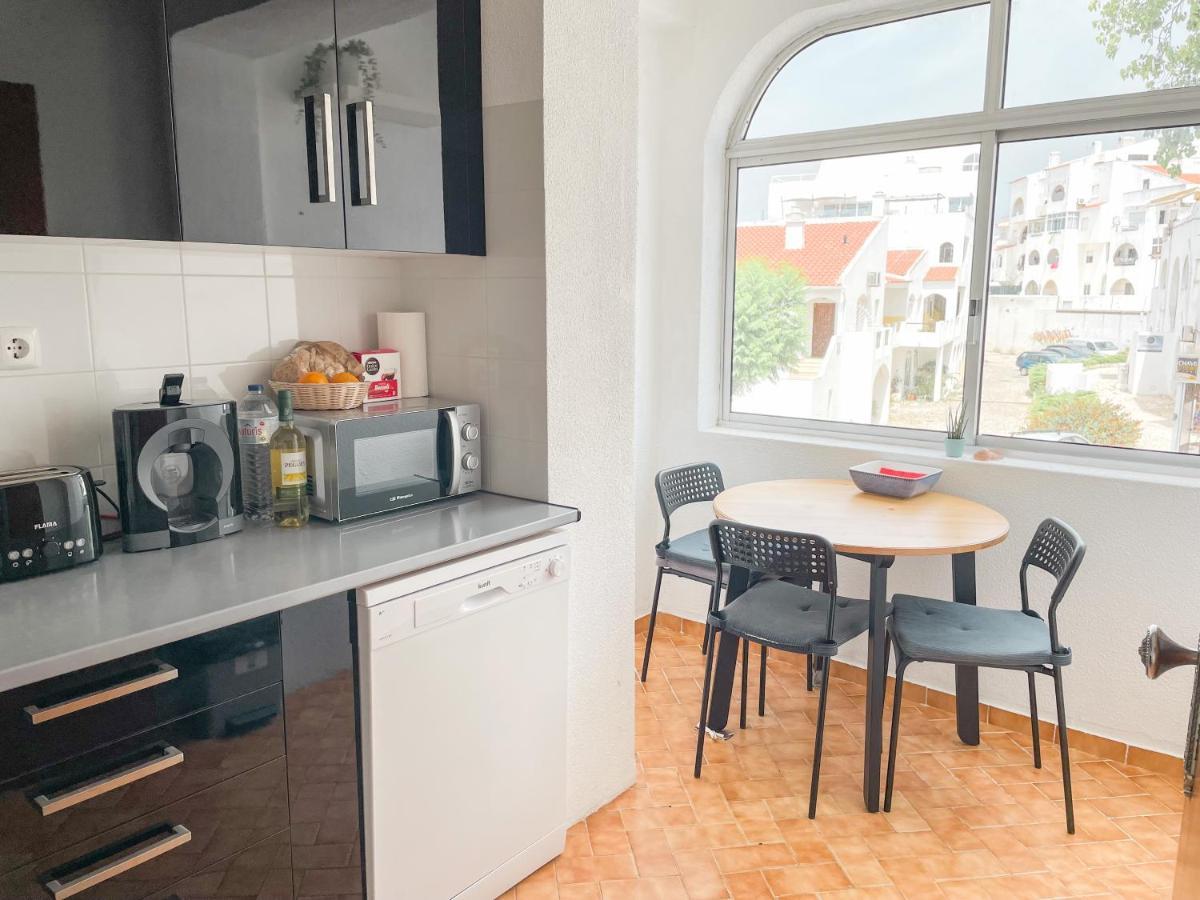 Sunny House Albufeira Apartment ภายนอก รูปภาพ